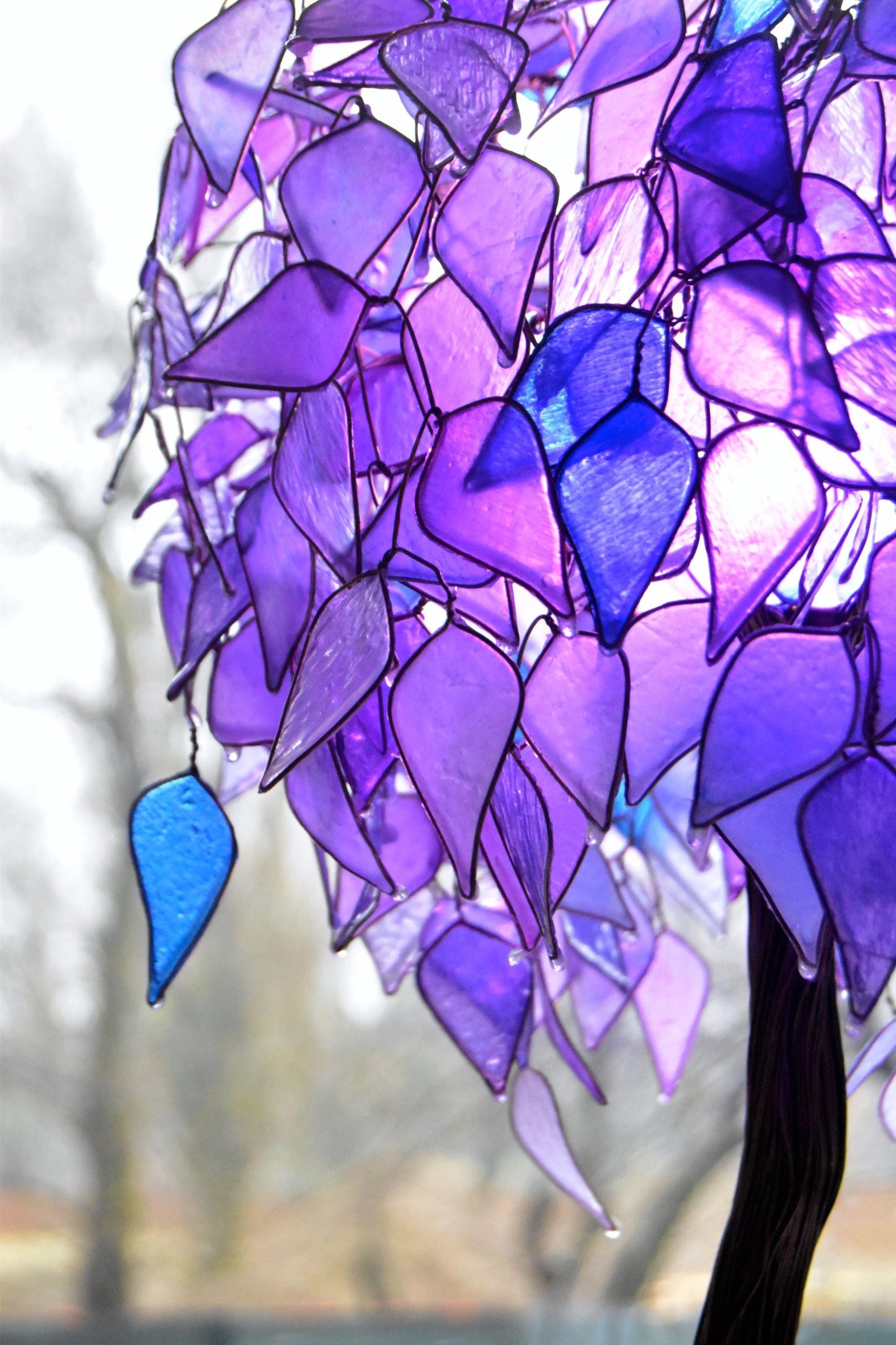 lampada albero viola di jacarandas fatto e dipinto a mano pezzo unico