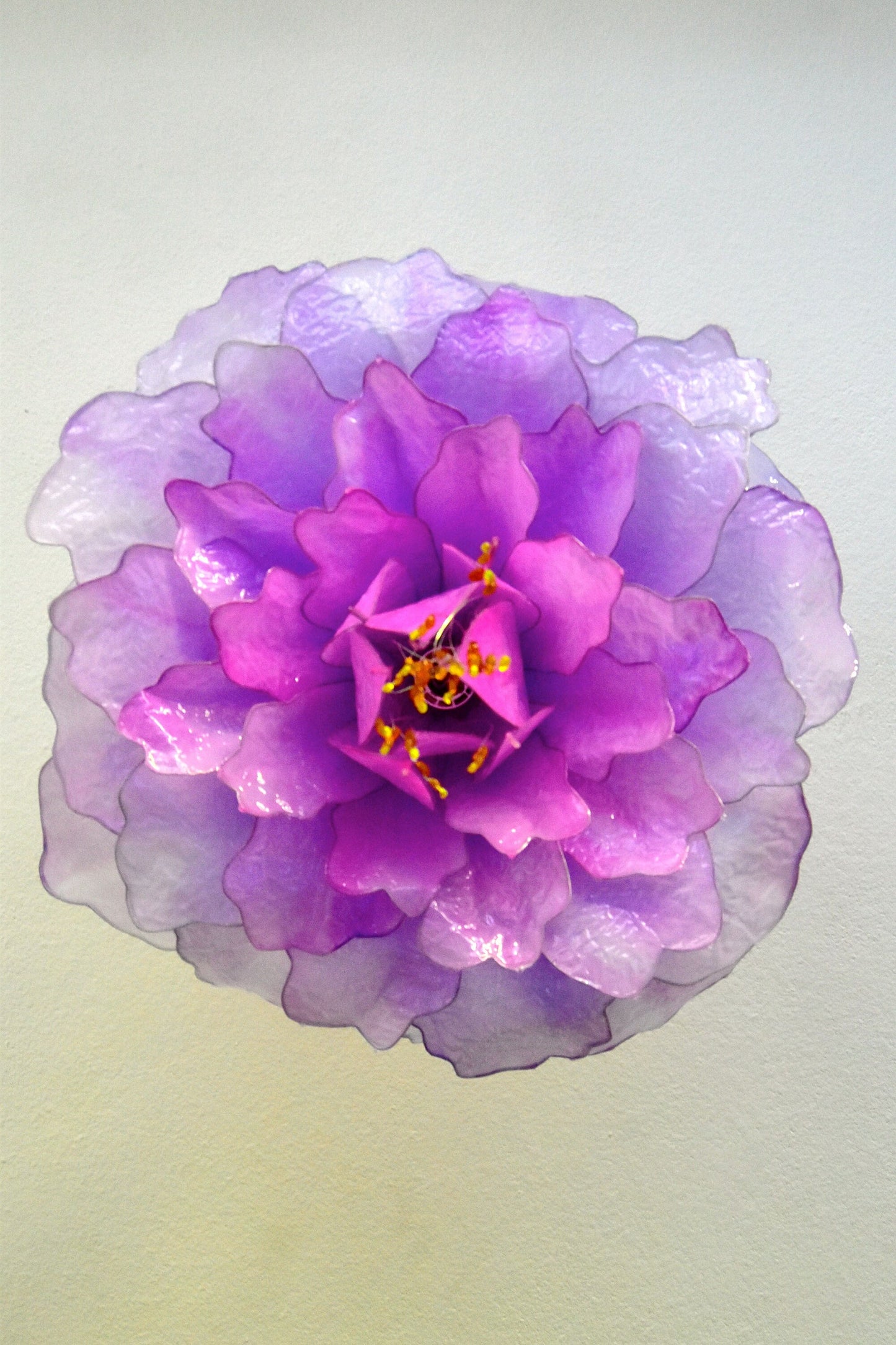 Lampada sospensione fiore viola rosa con 56 petali fatto e dipinto a mano