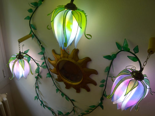 lampada da parete 3 luci:  forma di fiori rampicanti fatta dipinta a mano per ambiente romantico