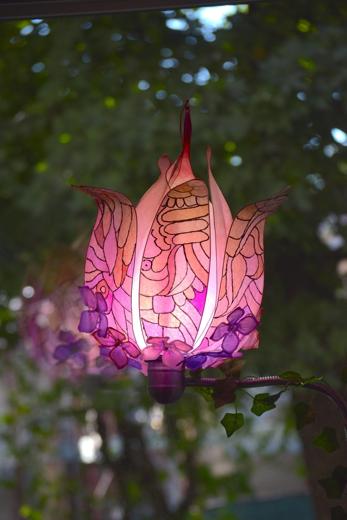 Lampada da terra per lettura a forma di fiore rosa in resina