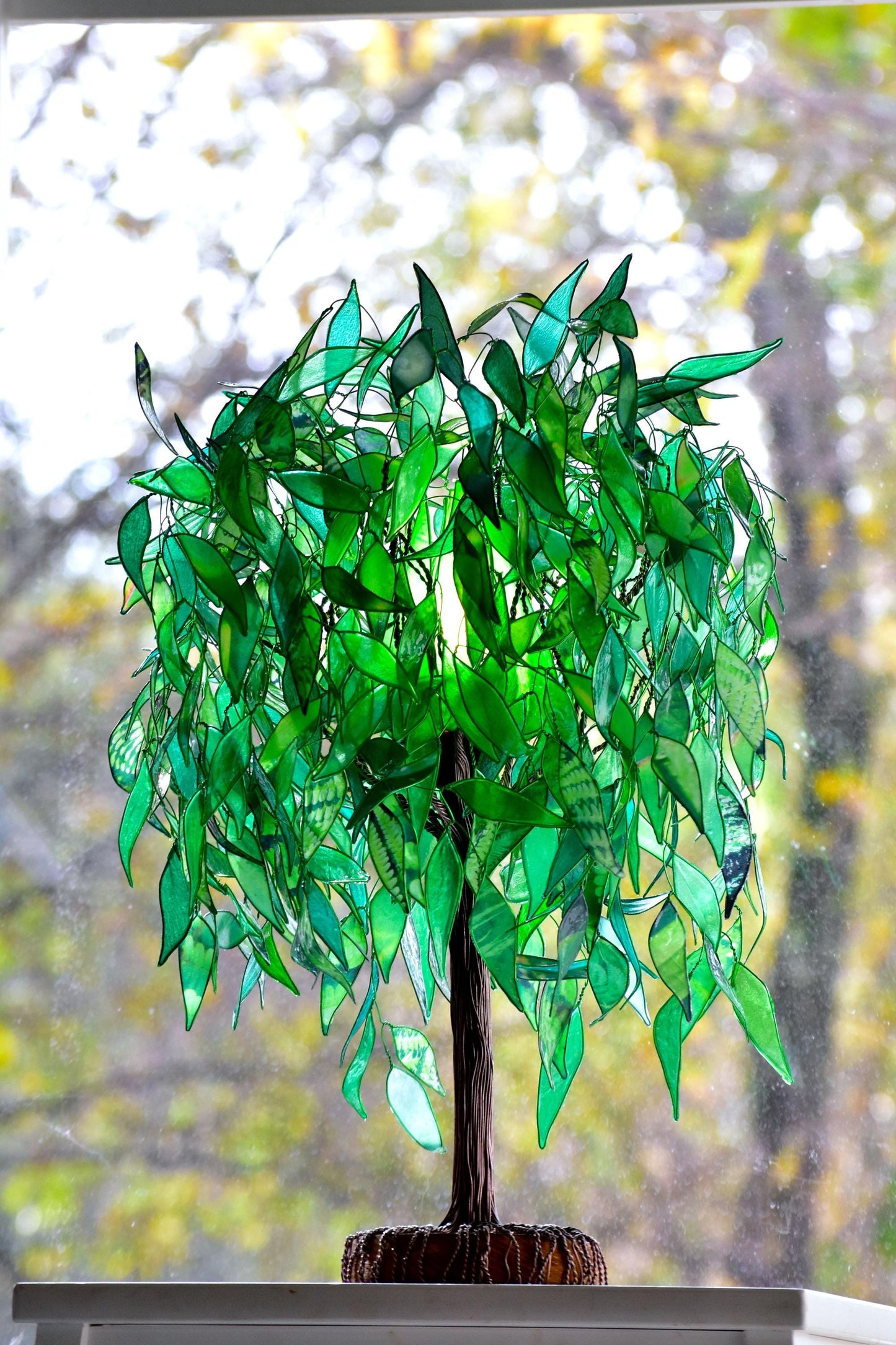 Lampada a forma di albero di salice verde in resina