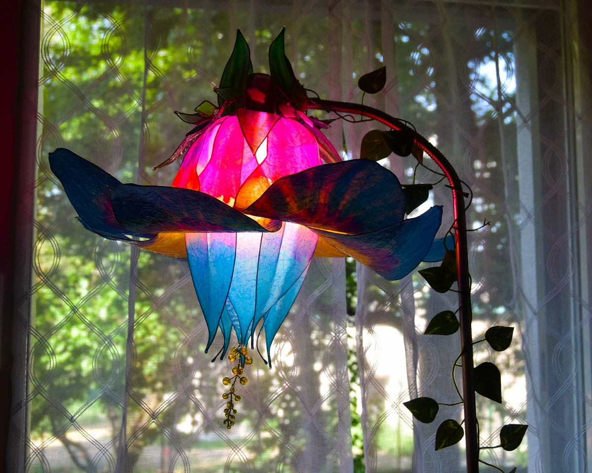 Lampada da terra per lettura con stelo flessibile fiore fantastico blu giallo rosso - Fiorediluce