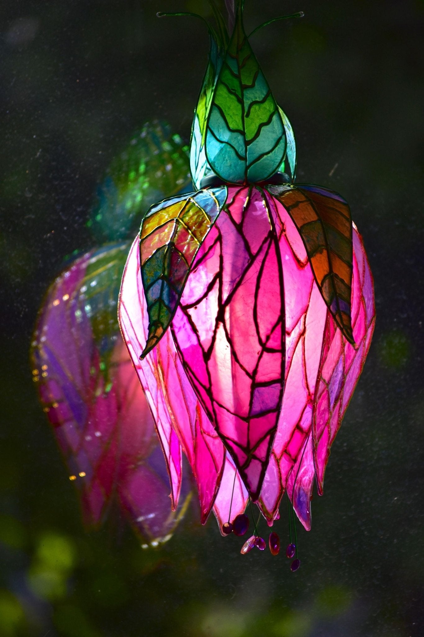 lampada da muro a forma di fiore rosa pendente - Fiorediluce