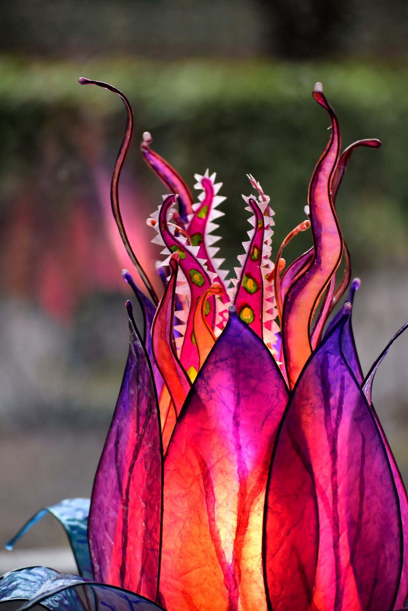 Lampada da tavolo fiore magico fatto e dipinto mano - Fiorediluce