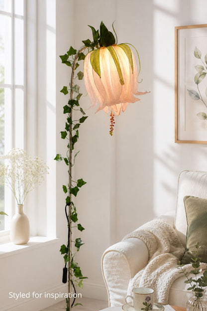 lampada da terra a forma di fiore beige orientabile in resina - Fiorediluce