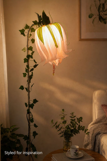 lampada da terra a forma di fiore beige orientabile in resina - Fiorediluce
