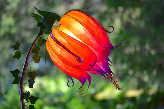 Lampada da terra per lettura orientabile con paralume arancio rosso viola in resina - Fiorediluce