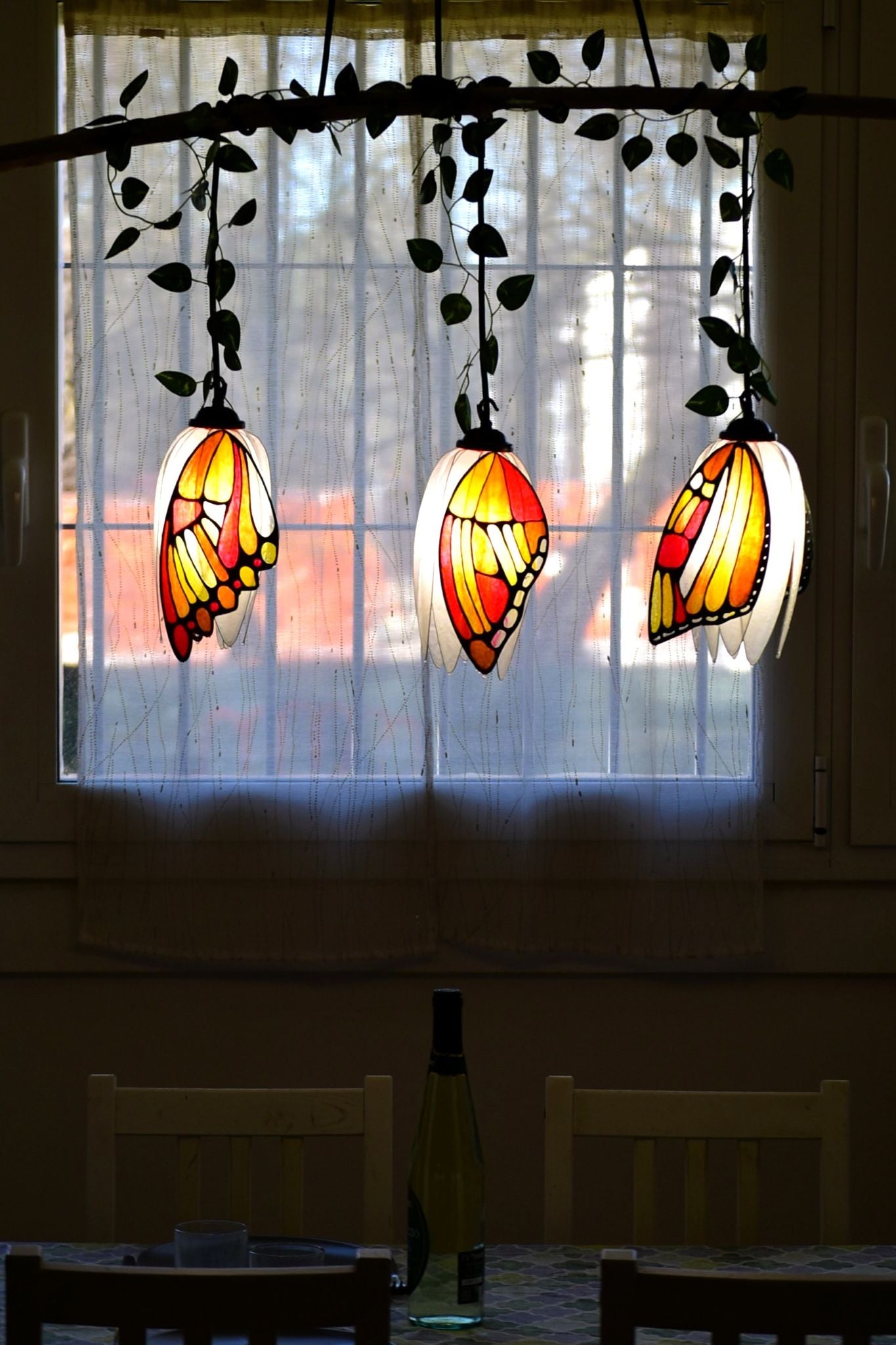 lampada sospensione con 3 farfalle/creazione artigianale - Fiorediluce