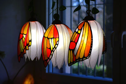 lampada sospensione con 3 farfalle/creazione artigianale - Fiorediluce