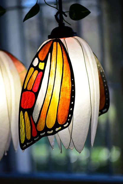 lampada sospensione con 3 farfalle/creazione artigianale - Fiorediluce