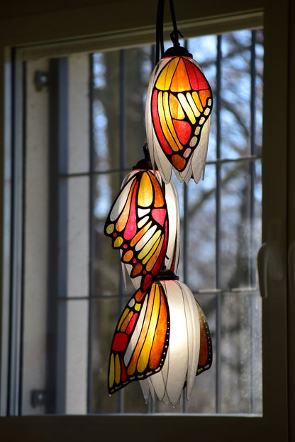 lampada sospensione con 3 farfalle/creazione artigianale - Fiorediluce