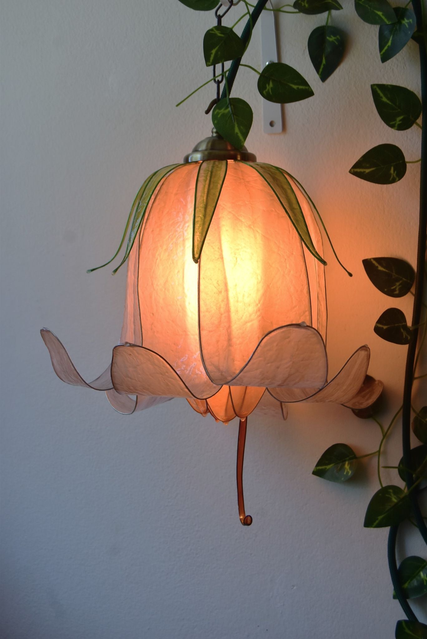 Lampada da muro 3 luci floreali rampicanti beige in resina - Fiorediluce