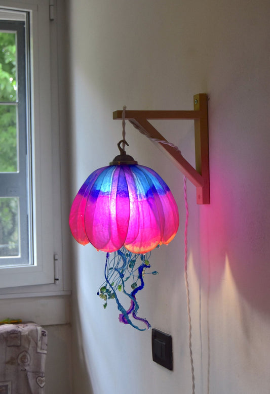 lampada a forma di medusa in resina da parete, luce salvaspazio comodini - Fiorediluce