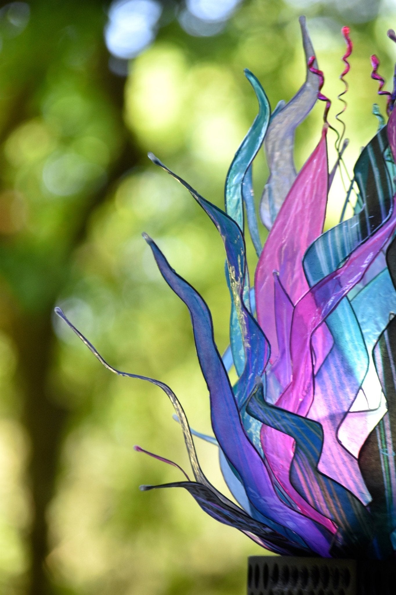 lampada da tavolo moderna fatta a mano in resina con forme colori di piante marine - Fiorediluce