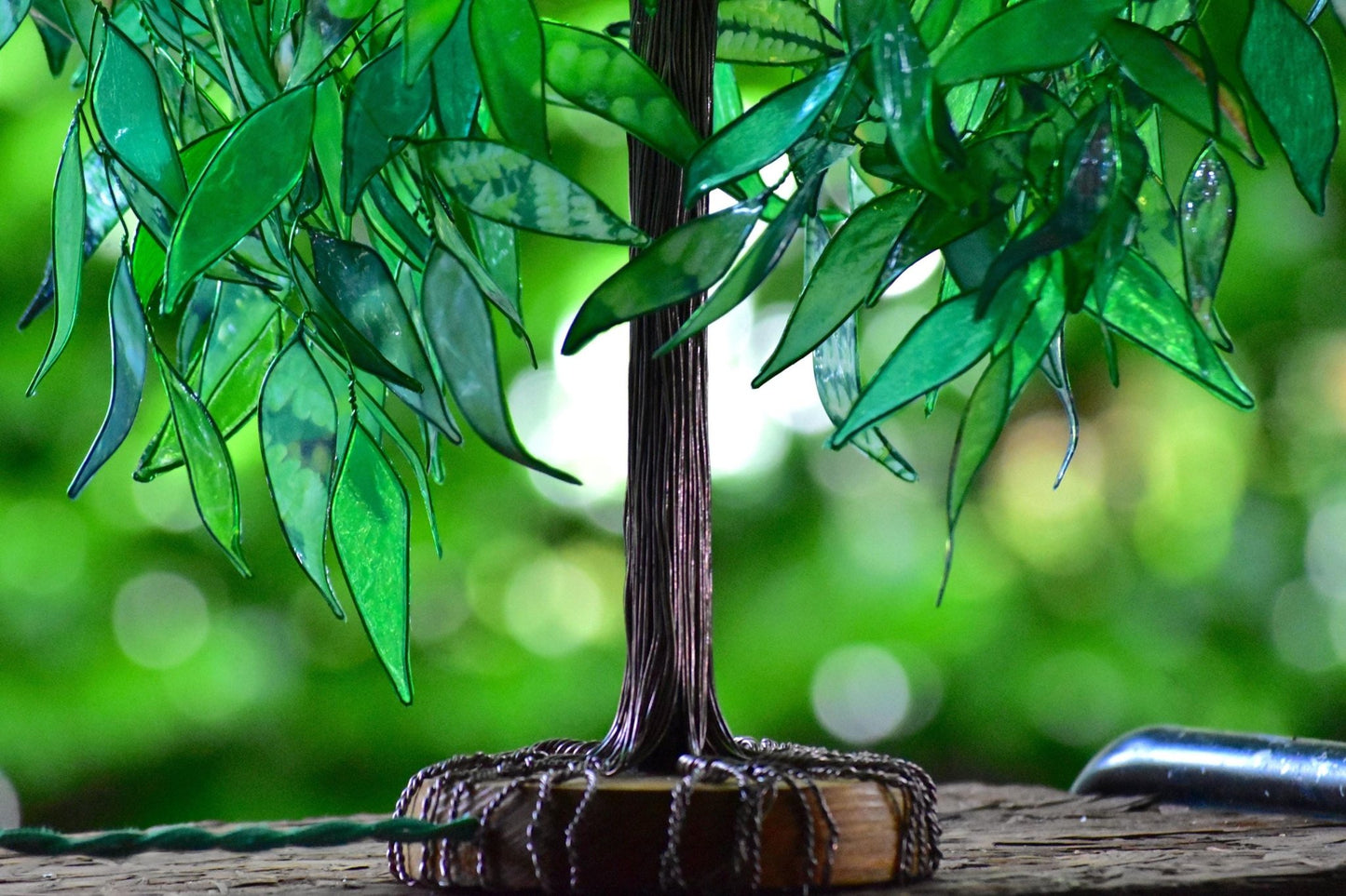 Lampada a forma di albero di salice verde in resina - Fiorediluce