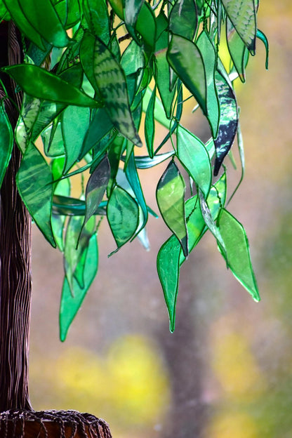 Lampada a forma di albero di salice verde in resina - Fiorediluce