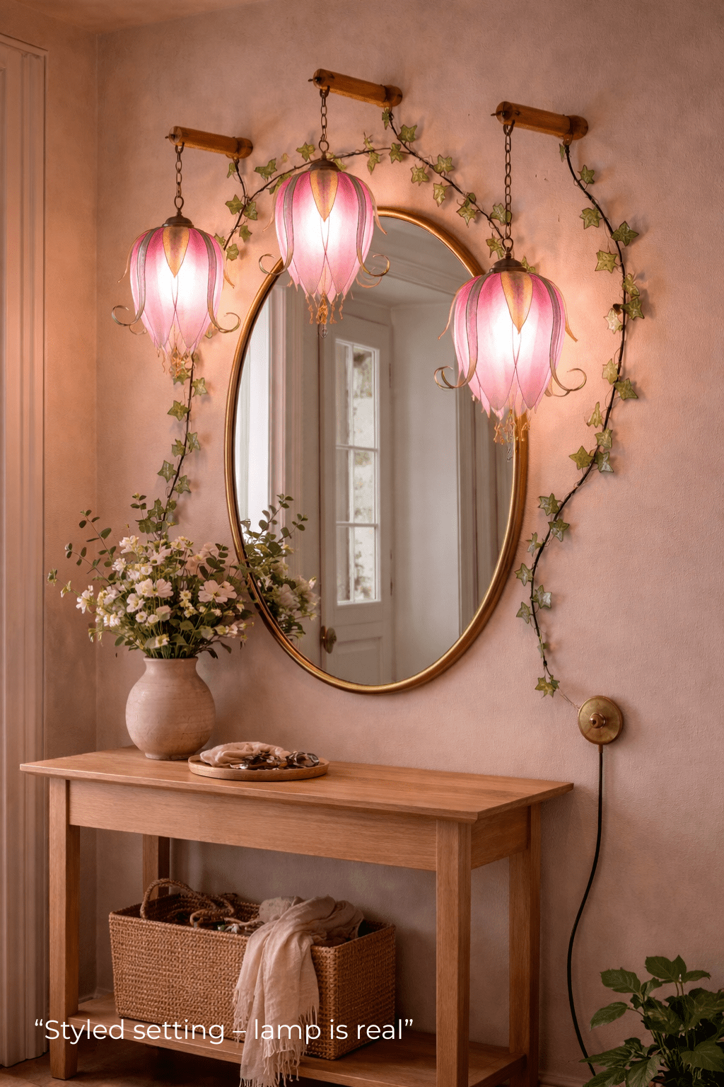 lampada da parete a 3 luci a forma di boccioli luminosi di fiori rosa rampicanti - Fiorediluce